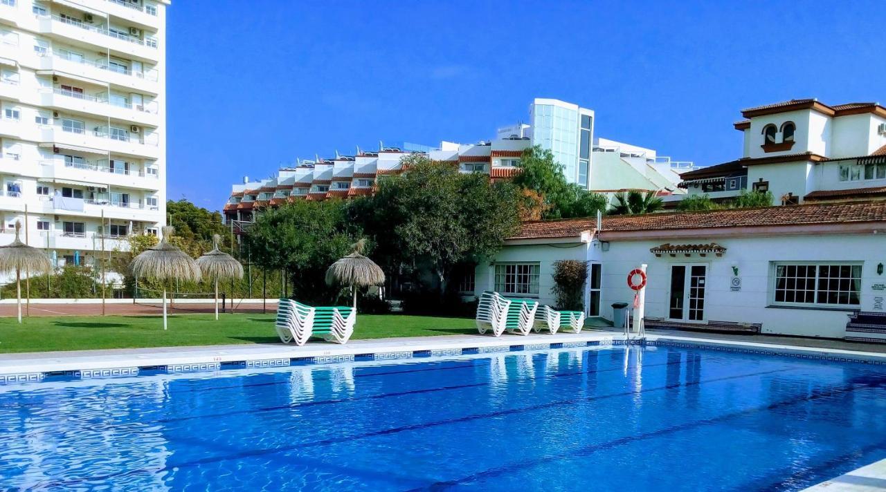 Apartamentos Caravane Torremolinos Exterior foto